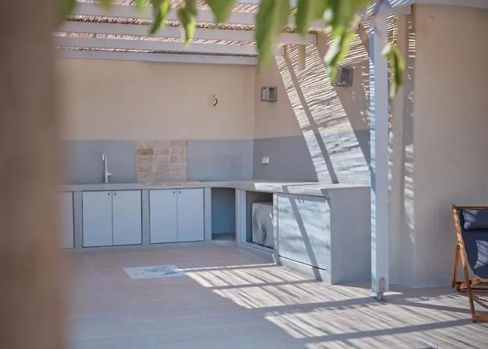 Aqua Blue 1 - Etheras Diakofti