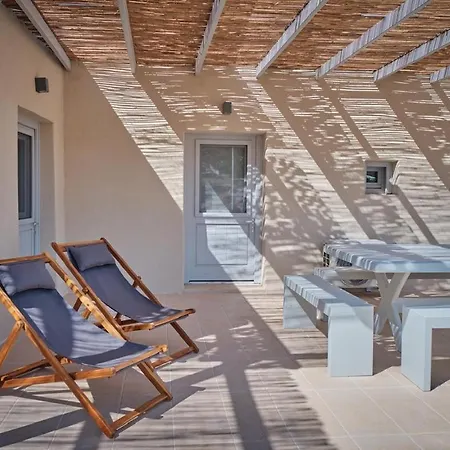 Holiday home Beachfront Diakofti