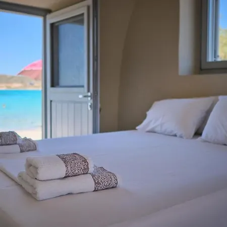 Beachfront Holiday home *